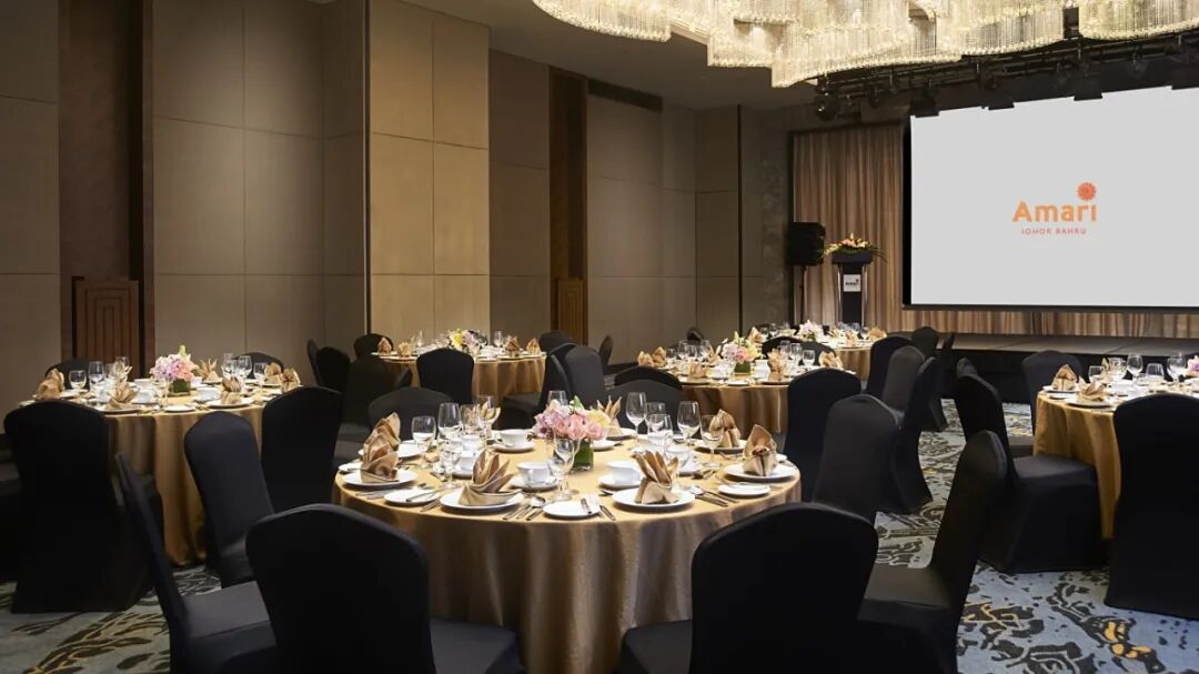 Amari Johor Bahru Malaysia_Formal Dining Set-Up 2.jpg