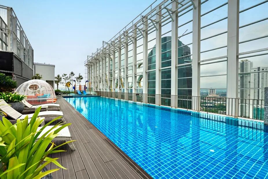 Shama Suasana Johor Bahru_Pool_Rooftop.jpg